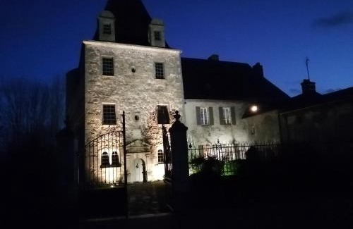 La Chapelle Bertrand Bed & Breakfast | Logis de La Roulière