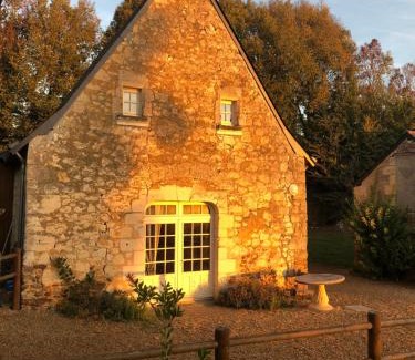Le Vieil-Bauge House | Discover Logis de Poëllier: Family-Friendly & Highly Rated