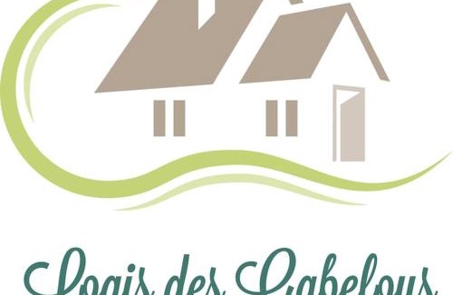 Belligne House | Discover Logis des Gabelous: Pet-Friendly Retreat with Pool