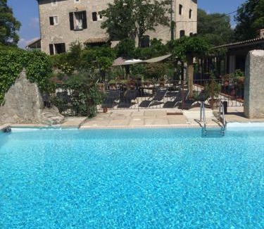 Sauve Bed & Breakfast | Discover Logis des Magnans - Oceanfront with Pool & Pets Welcome