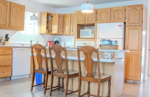 Rouyn-Noranda Apartment | Comfortable Logis du Bonheur with Family-Friendly Amenities