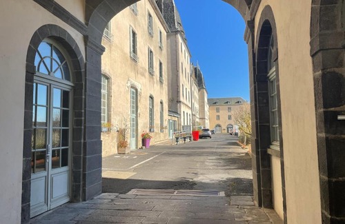 Saint-Flour Hotel | Discover Logis Hôtel Ancien Grand Séminaire: Pet-Friendly Comfort