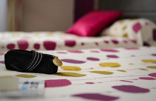 Esterencuby Hotel | Relax at Logis Hôtel Andreinia & Cabanes with Ocean Views