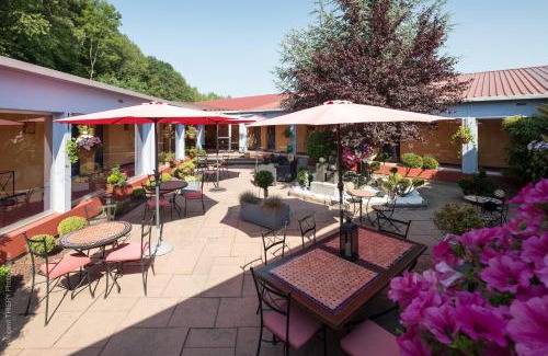 Golbey Hotel | Ideal Hôtel Logis Atrium Golbey Epinal Chavelot Stay