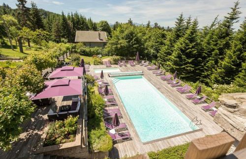 Le Chambon-sur-Lignon Hotel | Experience Logis Hôtel Clair Matin: Oceanfront Retreat