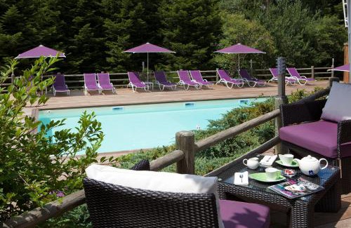 Le Chambon-sur-Lignon Hotel | Experience Logis Hôtel Clair Matin: Oceanfront Retreat