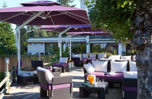 Le Chambon-sur-Lignon Hotel | Experience Logis Hôtel Clair Matin: Oceanfront Retreat