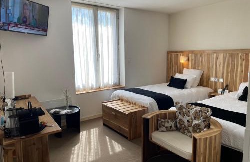 Pamiers Hotel | Discover Logis Hôtel de France with Oceanfront Dining
