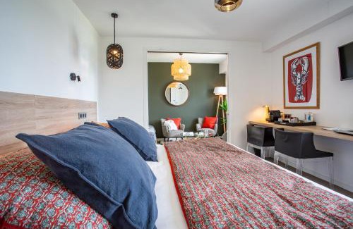Fouesnant Hotel | Oceanfront Getaway at Logis Hôtel de la Pointe du Cap Coz