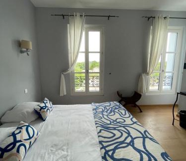 Libourne Hotel | Discover Logis Hôtel de la Tour: Pet-Friendly Comfort Awaits