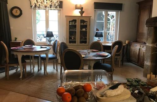 Saint-Avold Hotel | Relax at Logis Hôtel DOMAINE du MOULIN with Pool & Ocean Views