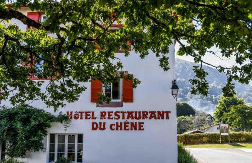 Itxassou Hotel | Oceanfront Stay at Logis Hôtel du Chêne with Breakfast