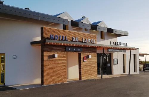 Plougonvelin Hotel | Oceanfront Getaway at Logis Hôtel du Large - Highly Rated