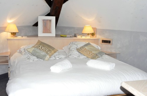 Neuwiller-les-Saverne Hotel | Discover Logis Hôtel du Herrenstein: Family-Friendly Oasis