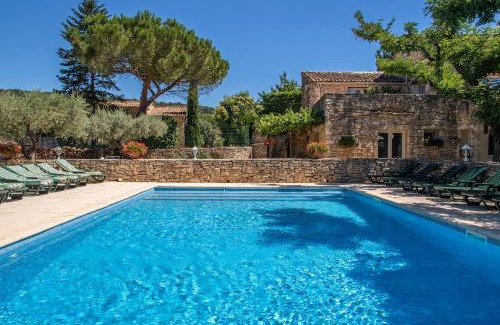 Saint-Martin-d'Ardeche Hotel | Pet Friendly Hotel with Ocean View & Pool at L'Escarbille