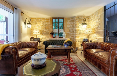 Grignan Hotel | Discover Hôtel & Restaurant La Bastide de Grignan's Delights