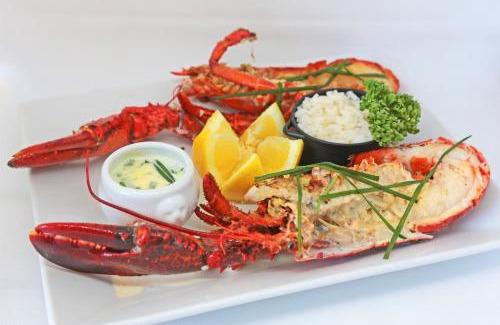 Trevignin Hotel | Relaxing Logis Hôtel Le Bellevue with Oceanfront Views