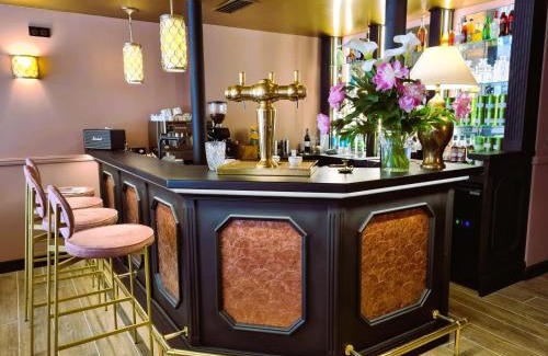 Pays-de-Belves Hotel | Oceanfront Getaway at Logis Hôtel Le Boudoir, Rated 8.8