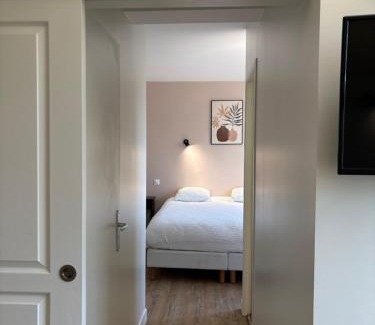 Prechacq-les-Bains Hotel | Pet-Friendly Logis Hôtel Le Clos Pité with Ocean Views