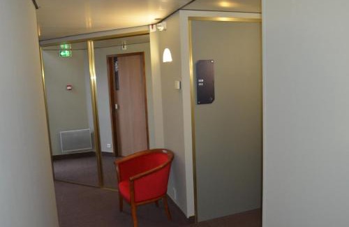 Vivonne Hotel | Discover Comfort at Logis Hôtel Le Saint Georges