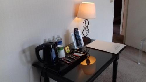 Neufchatel-en-Bray Hotel | Pet-Friendly Logis Hôtel-Restaurant Les Airelles Awaits You