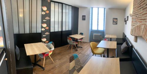 Availles-Limouzine Hotel | Discover Comfort at Logis Hôtel La Châtellenie