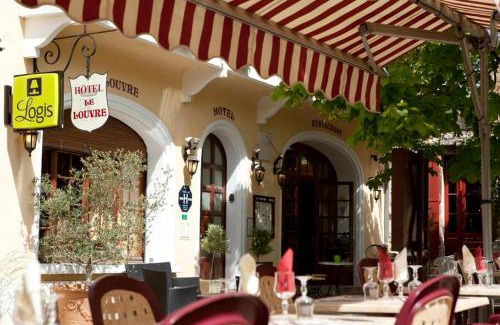 Sault Hotel | Discover Logis Hôtel Restaurant Le Louvre: Pet-Friendly Comfort