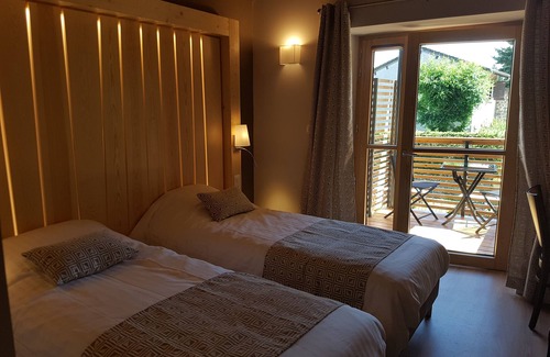 Tence Hotel | Logis Hôtel Restaurant de la Poste