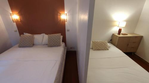 Gemenos Hotel | Pet-Friendly Hotel du Parc with Family Dining Options