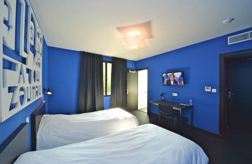 Mereau Hotel | Top-Rated Logis Hôtel Restaurant La Mire with Family Amenities