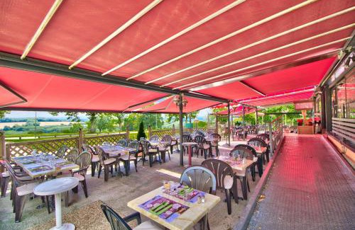 Paroisse Notre-Dame des Jolis Monts Hotel | Relax at Logis Hôtel Restaurant Le Chalet du Mont Roland