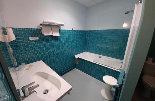 Vivy Hotel | Pet-Friendly Oceanfront Stay at Logis Hôtel Saint Paul