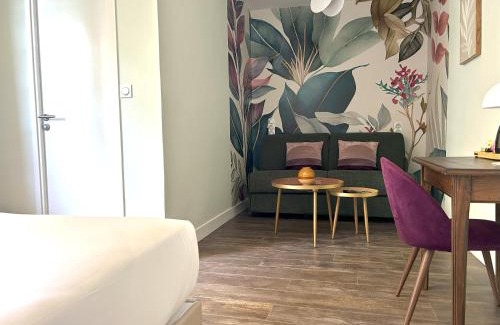 Aldudes Hotel | Discover LOGIS Hôtel St Sylvestre: Relaxing Spa & Dining