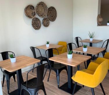 Rocamadour Hotel | Pet-Friendly Getaway at Logis Hotel Bellaroc - 8.7/10 Rated
