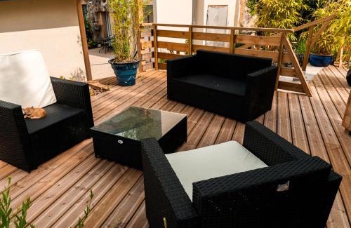 Azay-le-Rideau Hotel | Discover Logis Hôtels Troglododo: Oceanfront Comfort & More