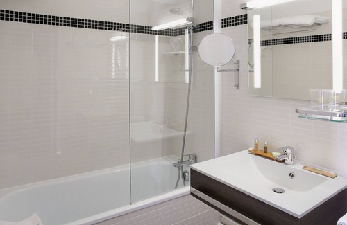 Gap Hotel | Cozy Haven at Logis HAVVAH Hotel Gap with Spa & Dining