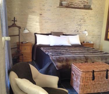 Colombey-les-deux-Eglises Hotel | Pet-Friendly Getaway at Logis Hotel La Grange Du Relais