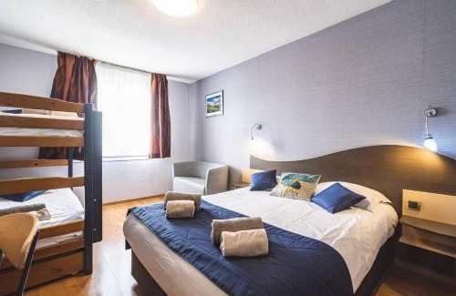 Mont d'Arene Hotel | Discover Logis Hotel au Tambour: Oceanfront Bliss Awaits