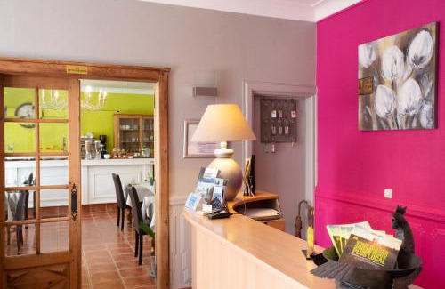 Gaillac Hotel | Pet-Friendly Retreat at Logis Hotel L'Occitan, Rated 7.9/10
