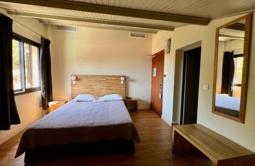 Porto Hotel | Oceanfront Logis Hotel Le Lonca with Pool and Child-Friendly Vibes