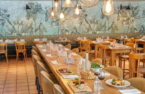 Portes-les-Valence Hotel | Pet-Friendly Oceanfront Stay at Logis Hotel Le Nouvel