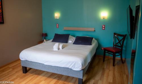 Bourgtheroulde-Infreville Hotel | Discover Comfort at La Corne d'Abondance Hotel & Restaurant