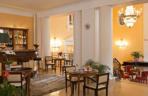 Chamalieres Hotel | Discover Hotel Royal Saint-Mart: Oceanfront & Pet Friendly