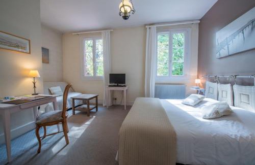 Brax Hotel | Charming Oceanfront Stay at Au Colombier du Touron