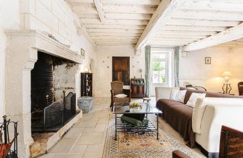 Saint-Laurent-de-la-Salle House | Relax at Logis La Tour - A 4-Star Pet-Friendly Retreat