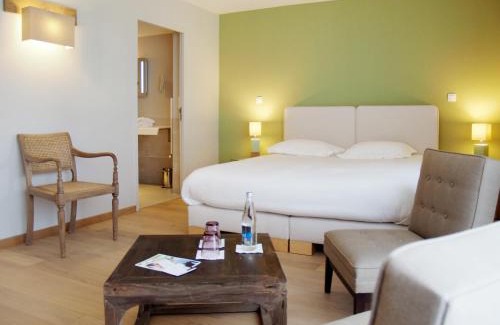 Porspoder Hotel | Relaxing Stay at Logis Le Château de Sable with Spa & Hot Tub