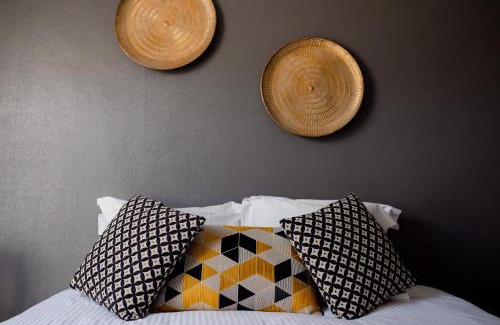 Annevoie-Rouillon Apartment | Experience Logis Le P'tit Rouillon on the Meuse River