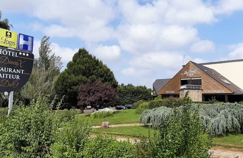 Tremeur Hotel | Discover LOGIS Les Dineux Village: Poolside Family Getaway