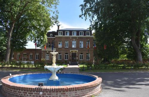 Corbehem Hotel | Family-Friendly Getaway at Logis Manoir de Fourcy