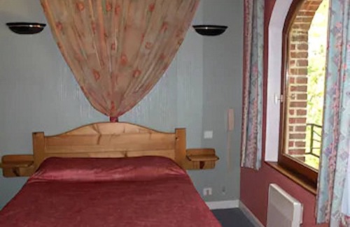 Saint-Omer-en-Chaussee Hotel | LOGIS Moulin des Forges